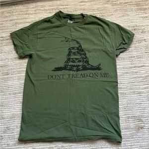 Don’t tread on me t-shirt